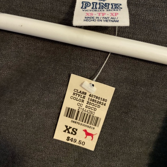 NWT grey VS Pink zip up jacket - Picture 2 of 5